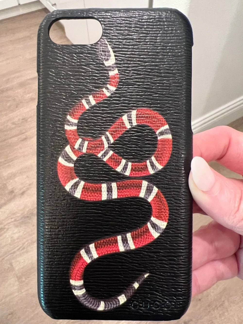 🐍NWT Authentic Gucci King Snake Print Iphone Case 6 | 7 | 8 ? Black Red